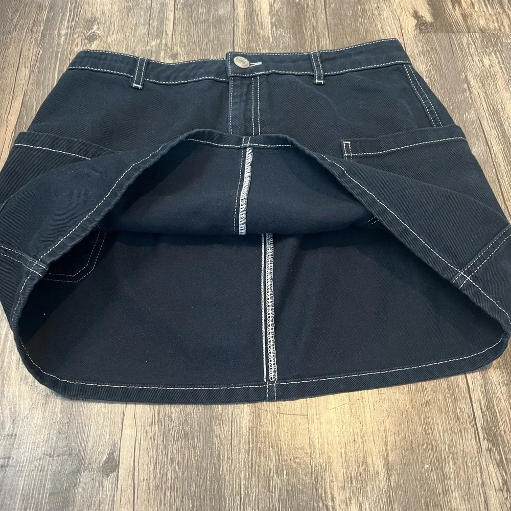 Urban Outfitters Black Denim Mini Cargo Skirt BDG Contrast Stitching Punk Skater